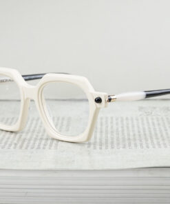 Mask P10 White 1